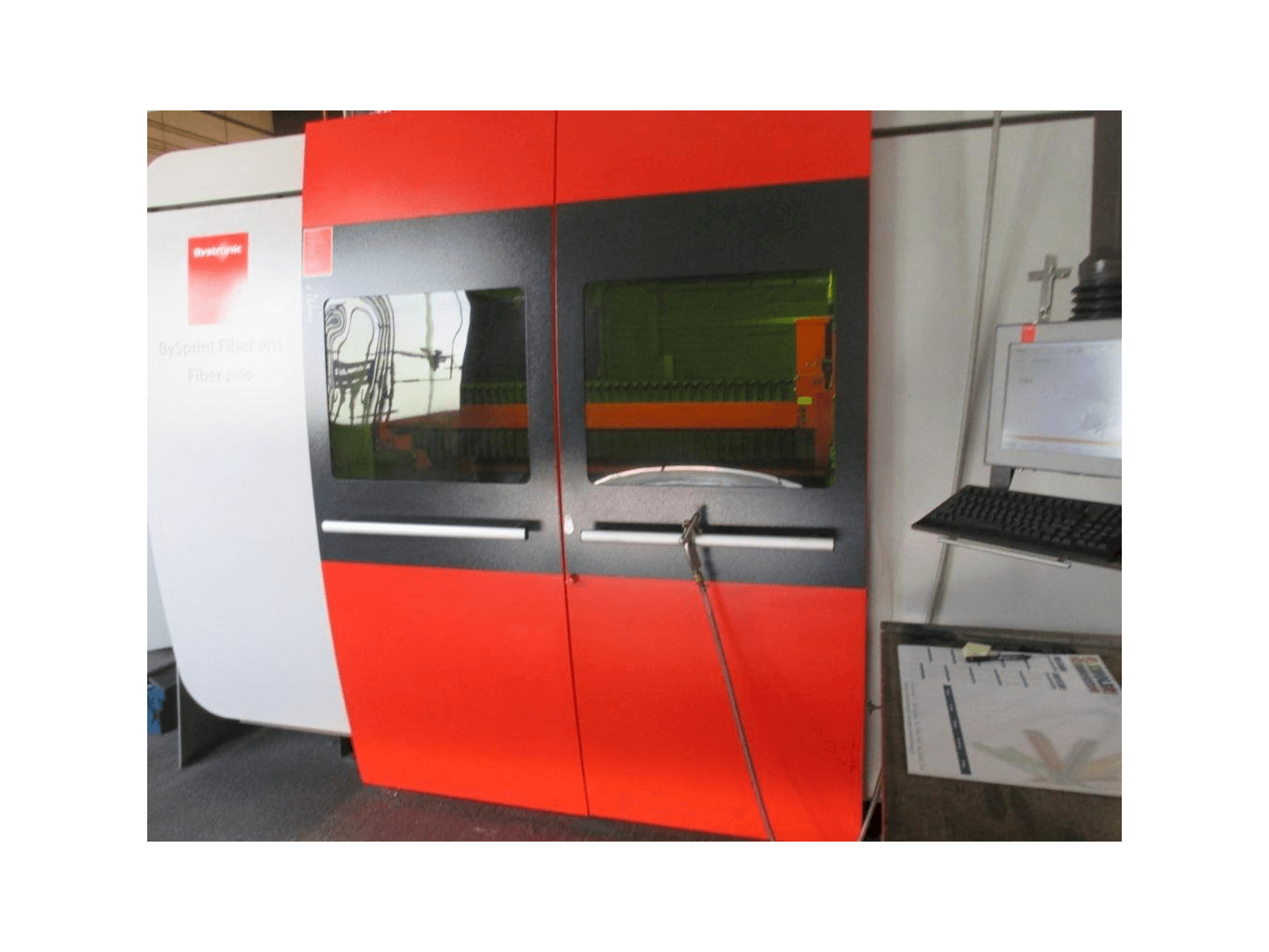 Mašīnas Bystronic BySprint Fiber 3015 pretskats