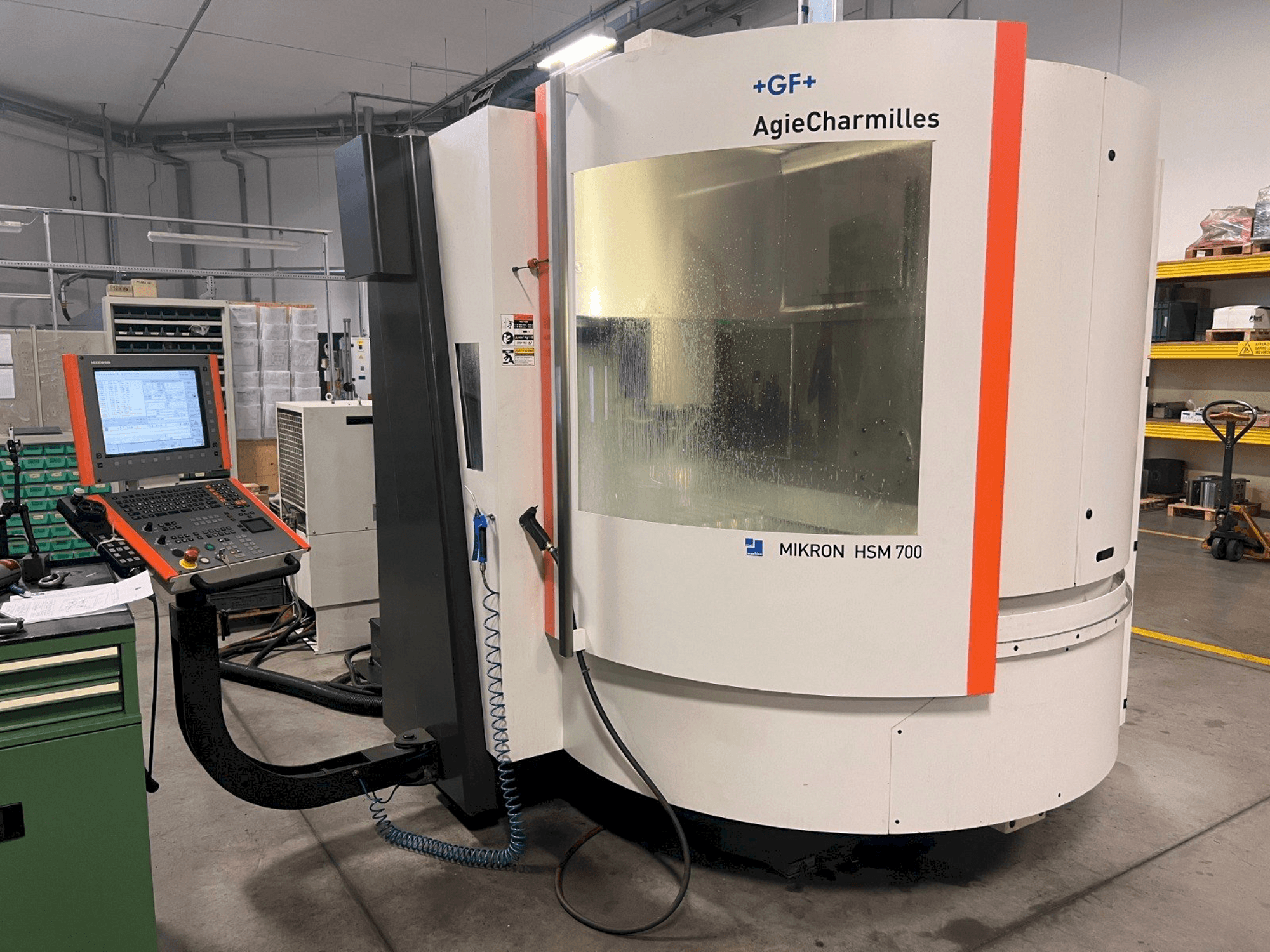 Mašīnas AgieCharmilles MIKRON HSM 700 pretskats