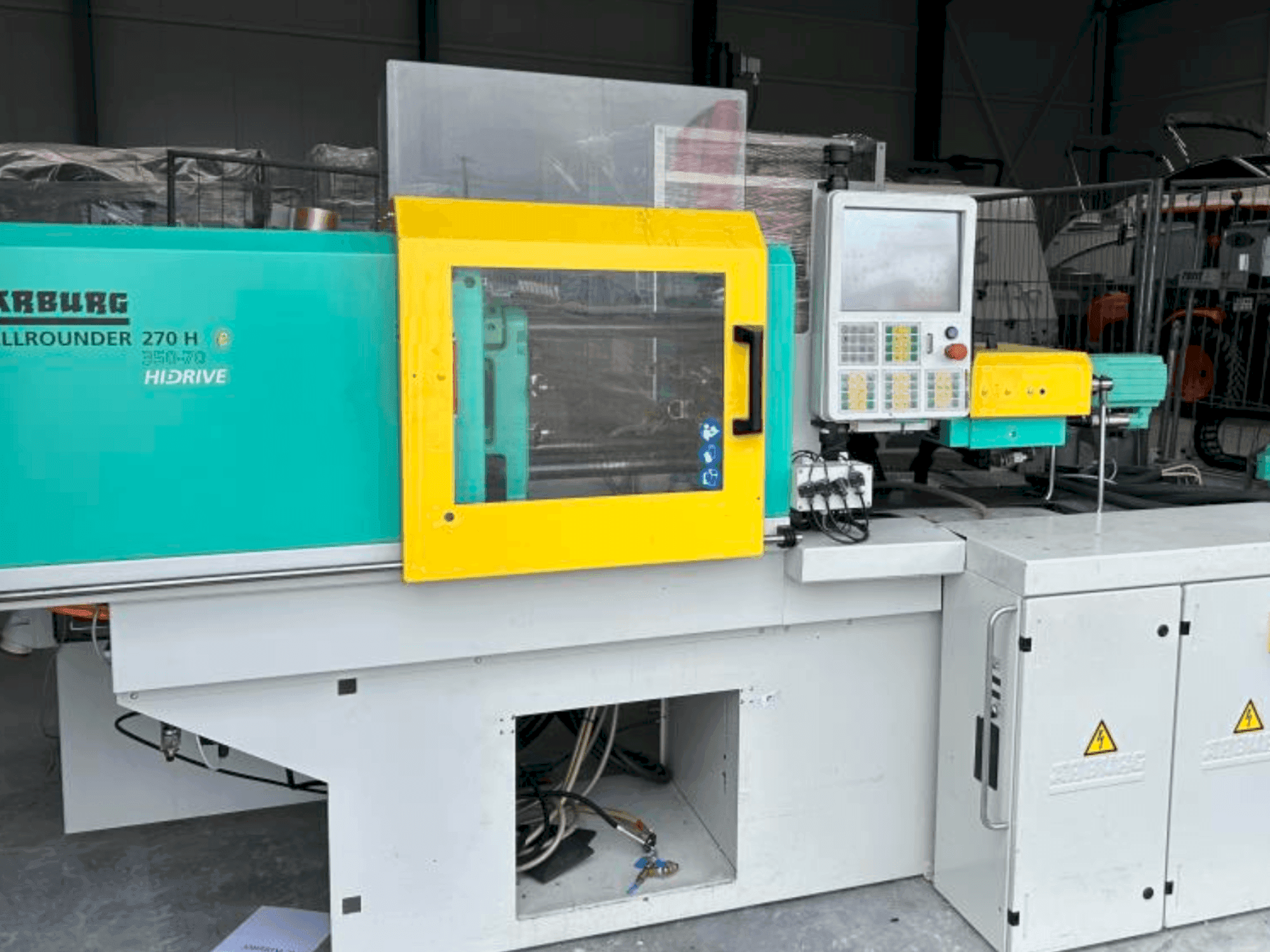 Mašīnas Arburg Allrounder 270 H 350-70 pretskats