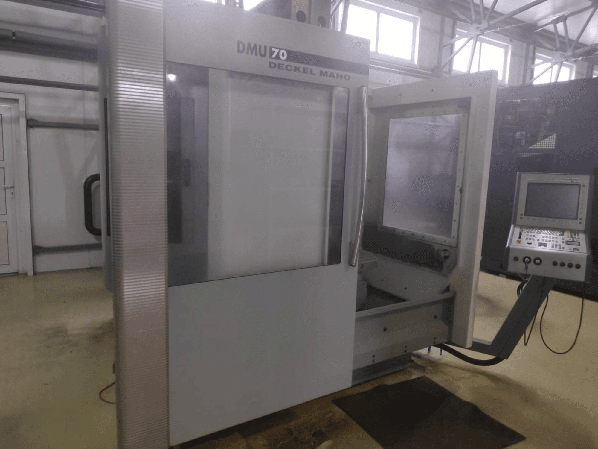 Mašīnas DECKEL MAHO DMU 70 pretskats