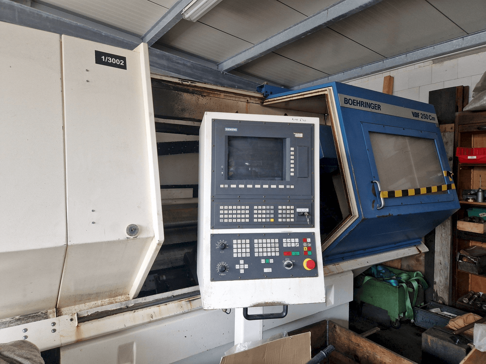 Mašīnas BOEHRINGER VDF 250 Cm pretskats