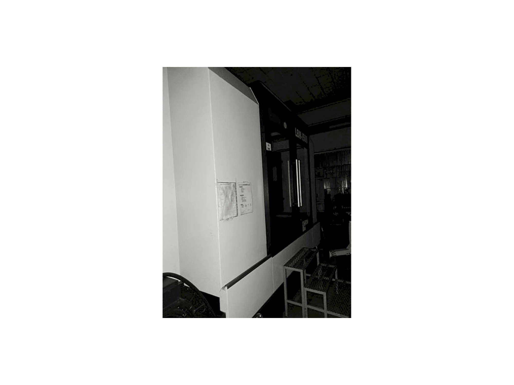 Mašīnas Eumach LBM-1500 skats no kreisās puses