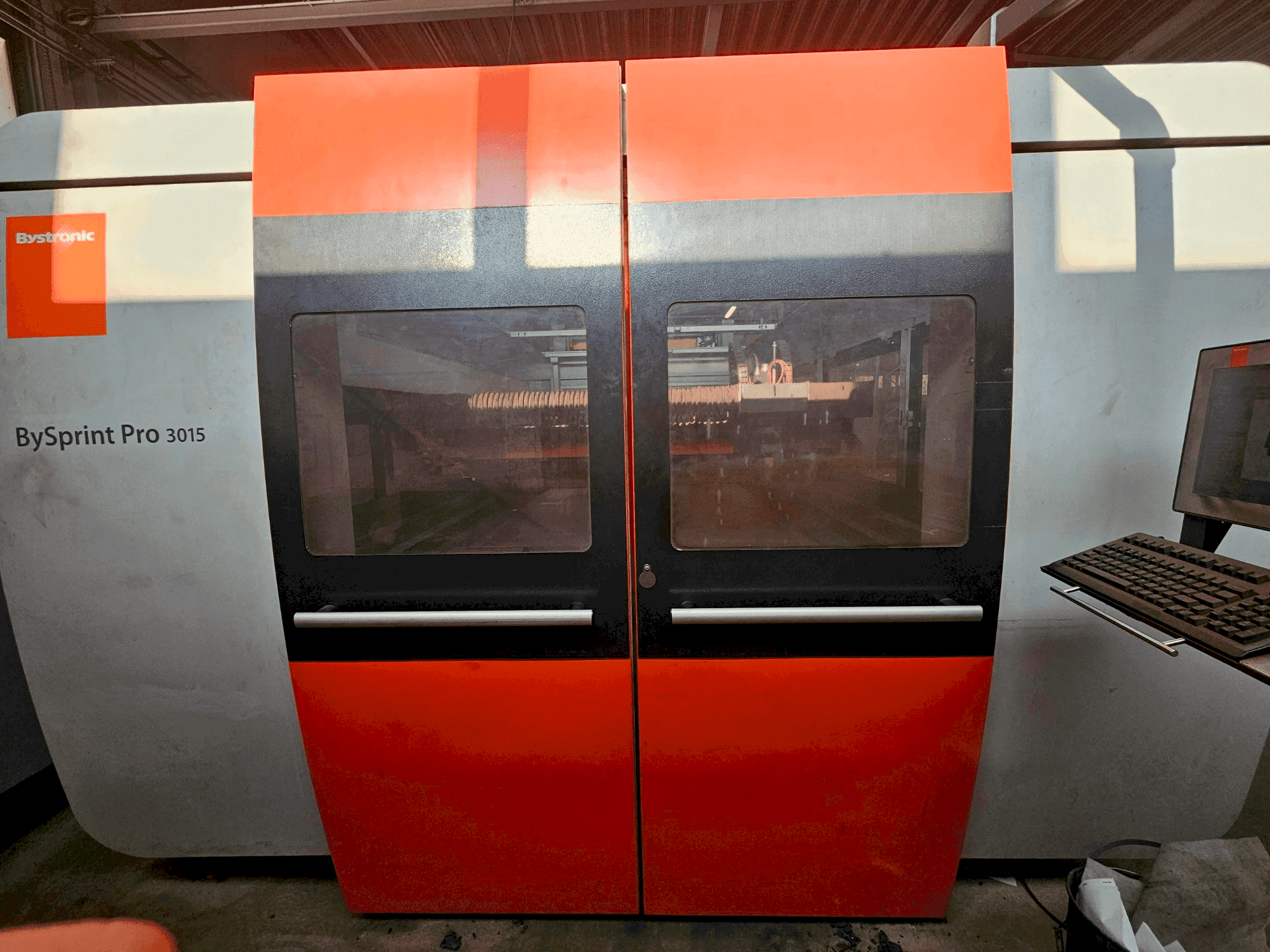 Mašīnas Bystronic Bysprint Pro 3015 pretskats