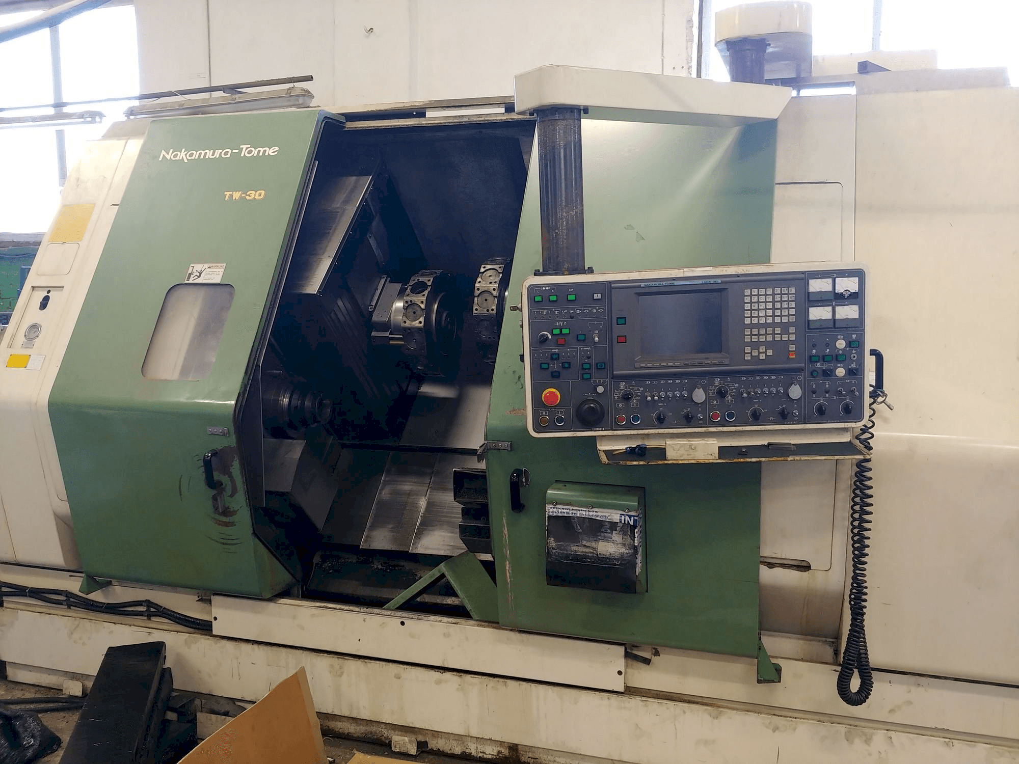 Mašīnas NAKAMURA-TOME TW-30 pretskats