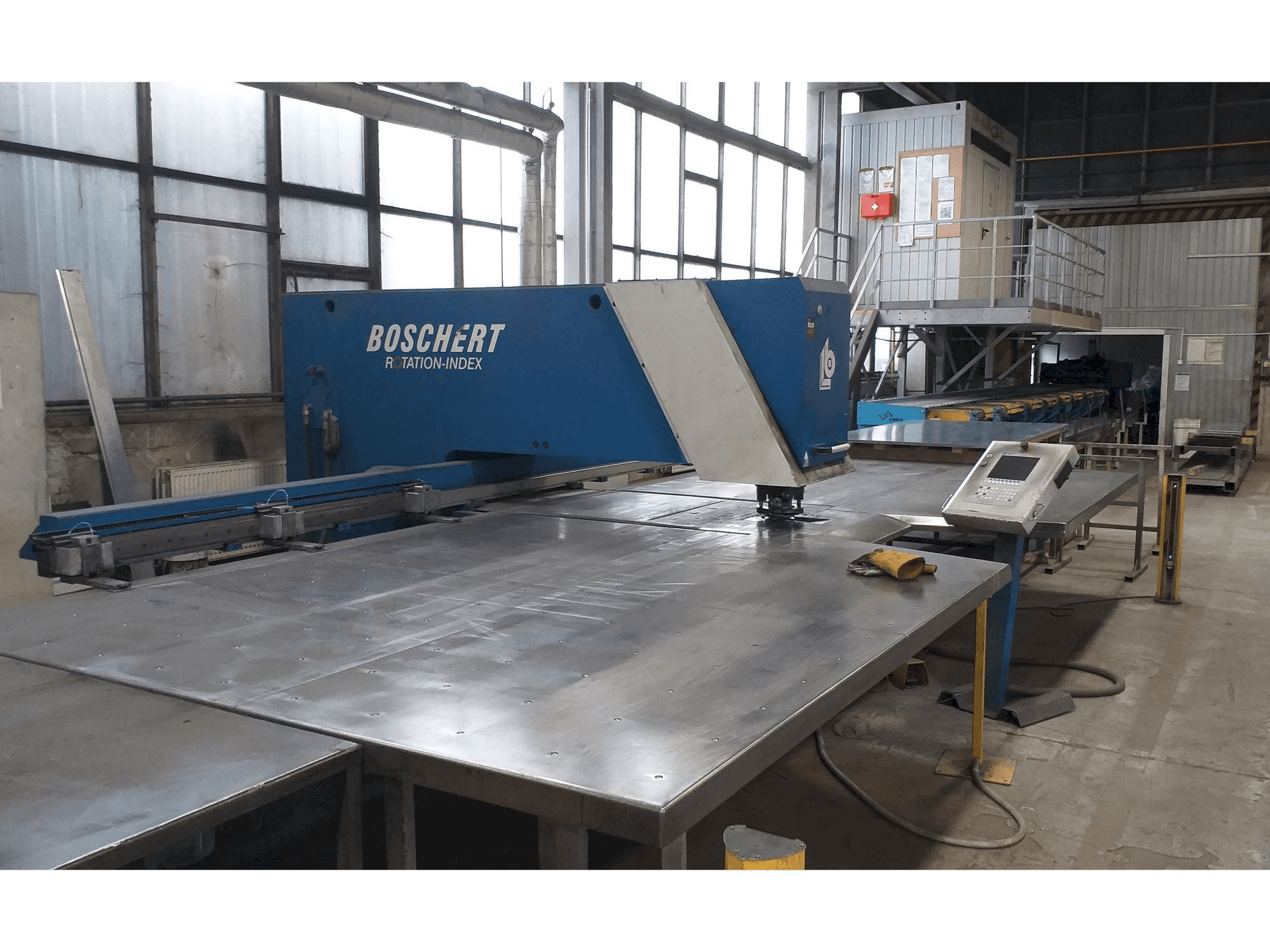 Mašīnas Boschert Ecco Line Compact CNC32060 pretskats