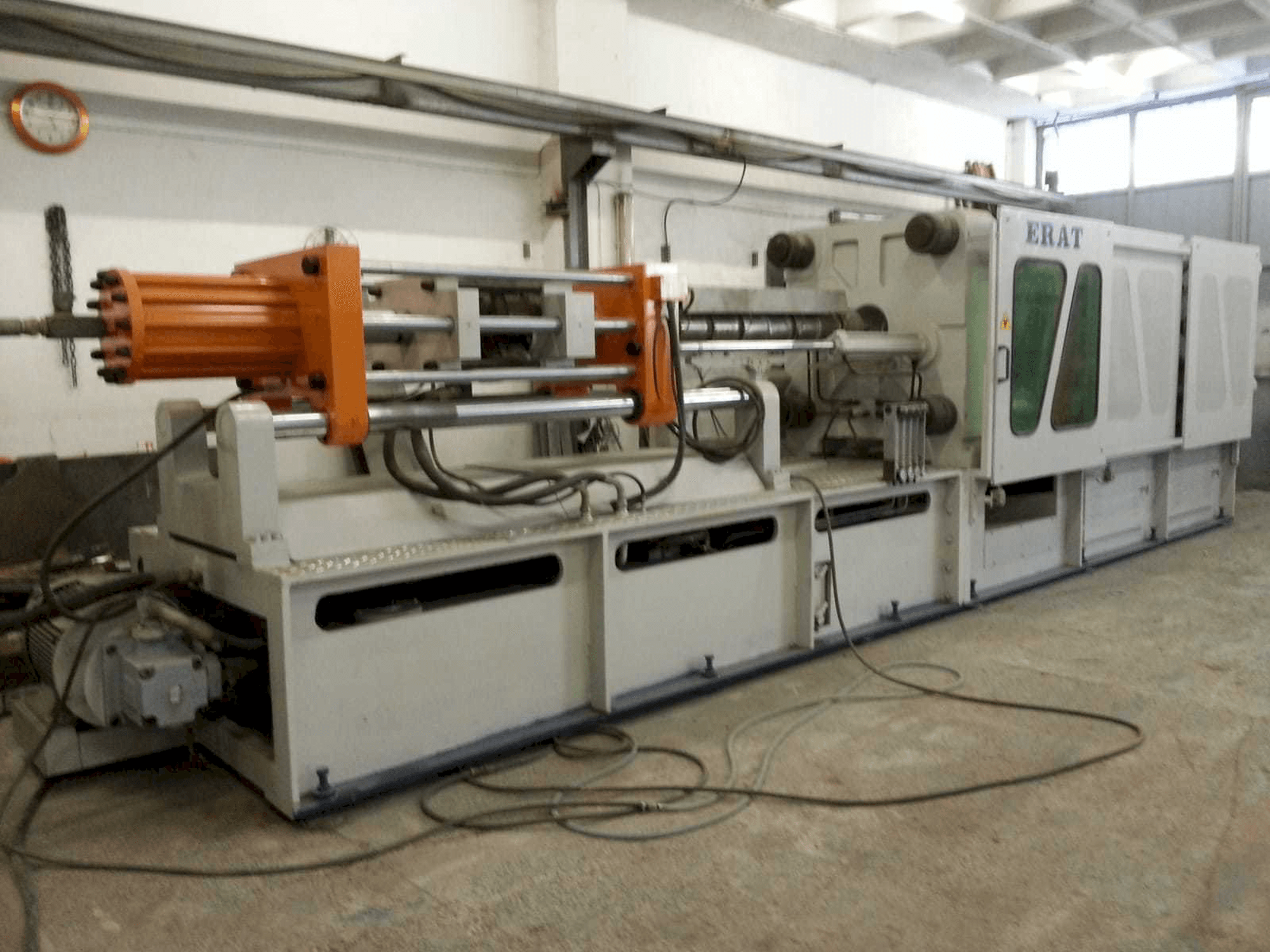 Mašīnas ERAT 3000/775 pretskats
