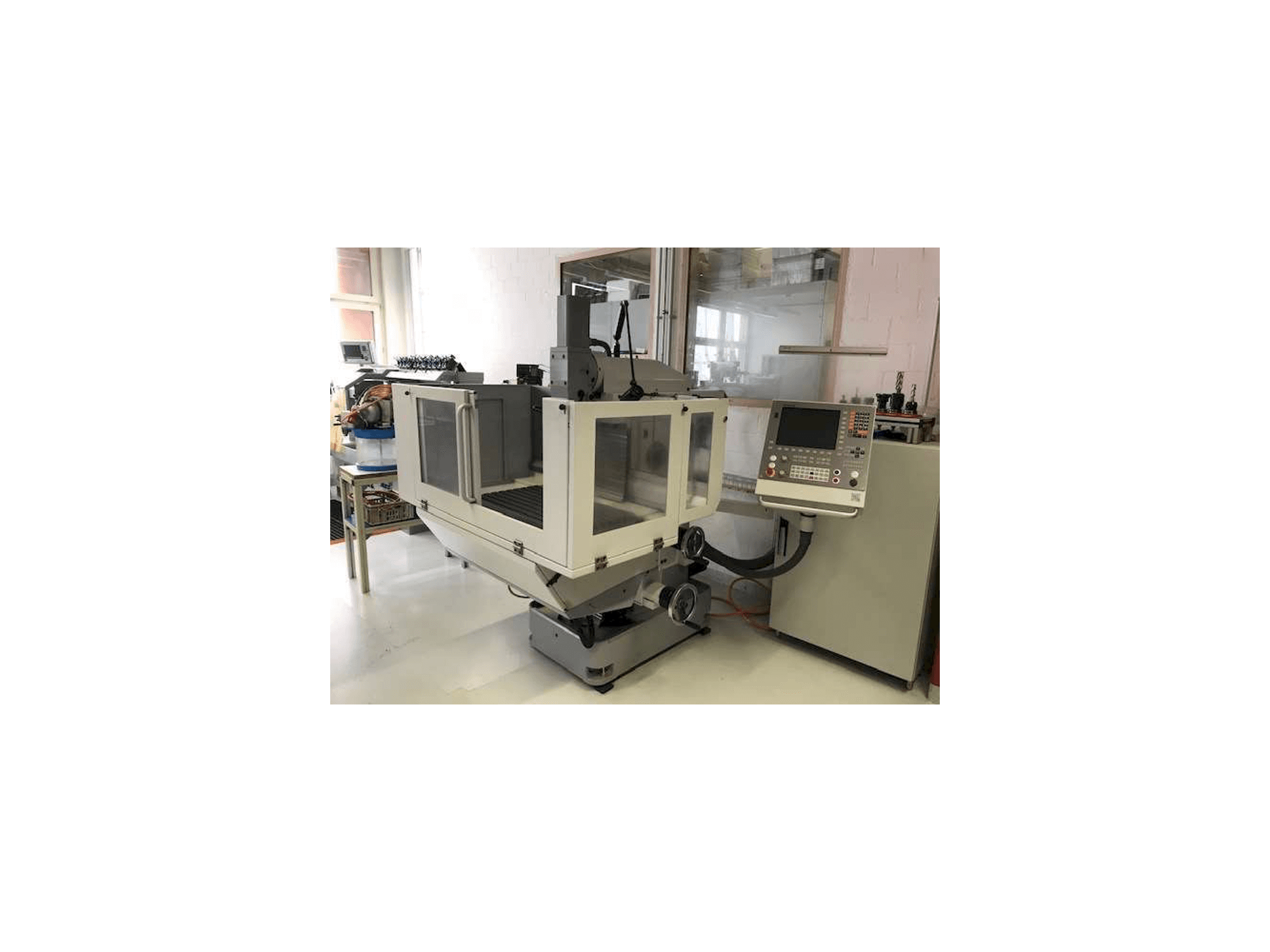 Mašīnas FPS 500 M-NC pretskats