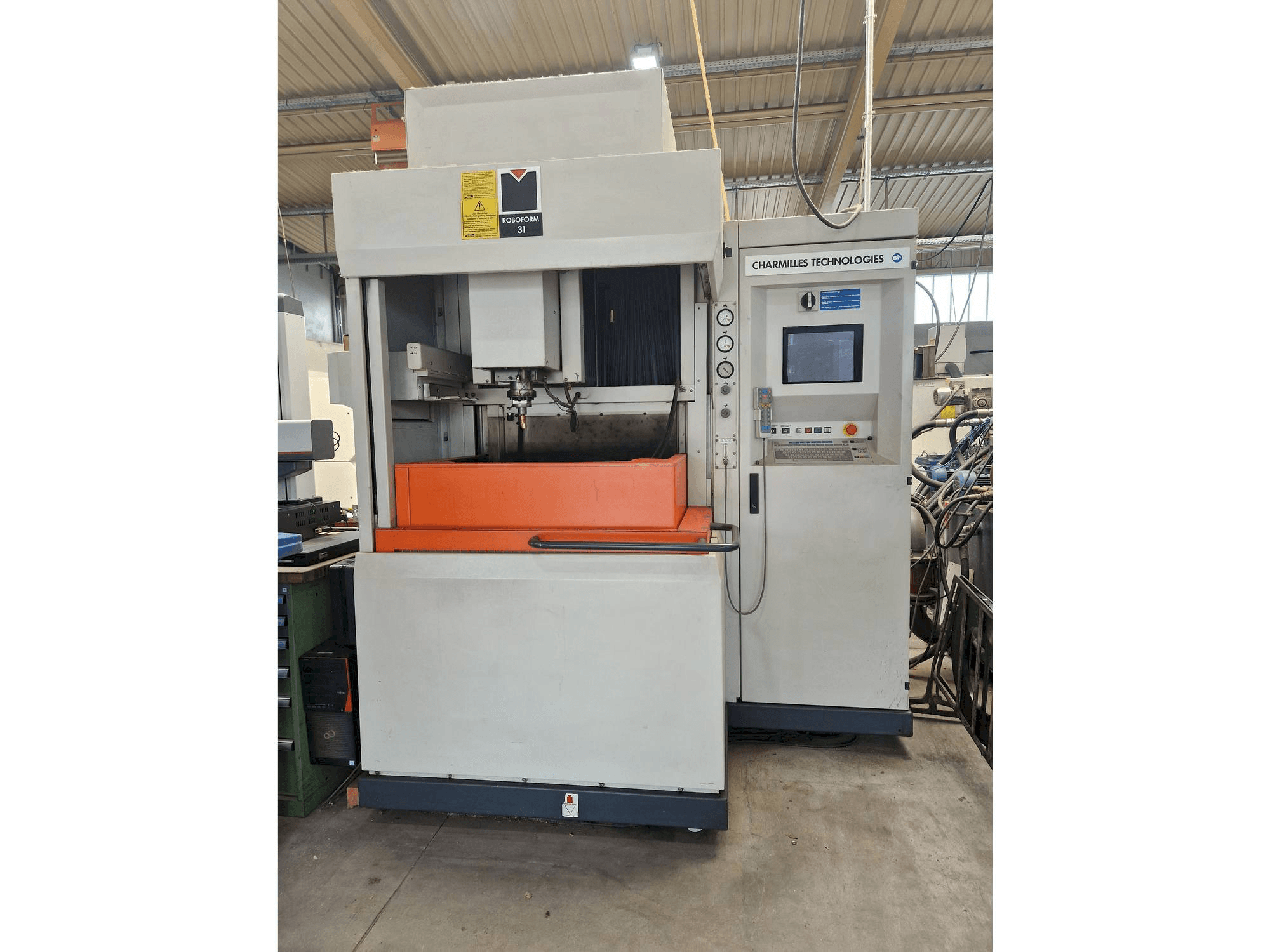 Mašīnas CHARMILLES Roboform 31 pretskats