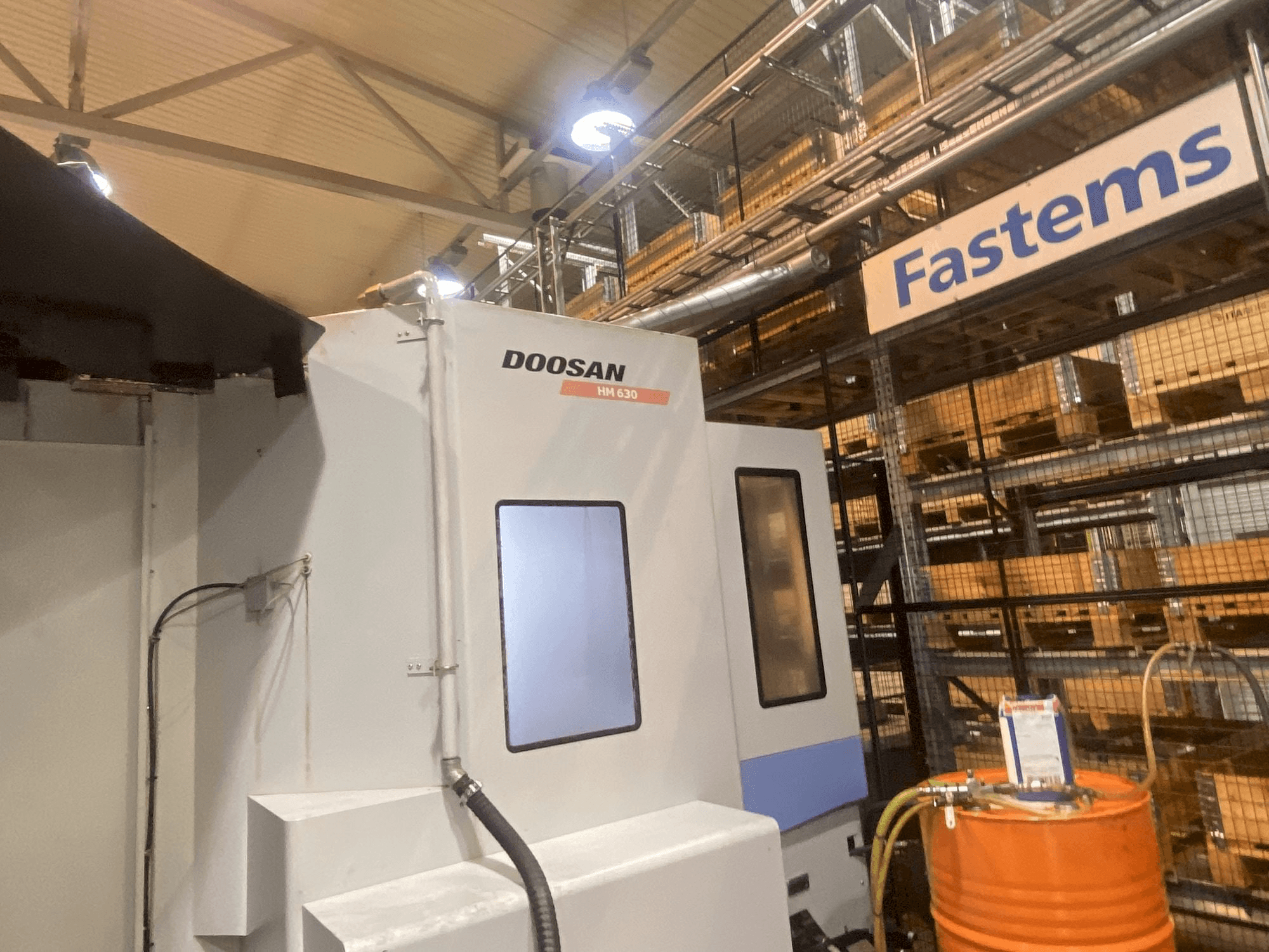 Mašīnas DOOSAN HM 630 pretskats