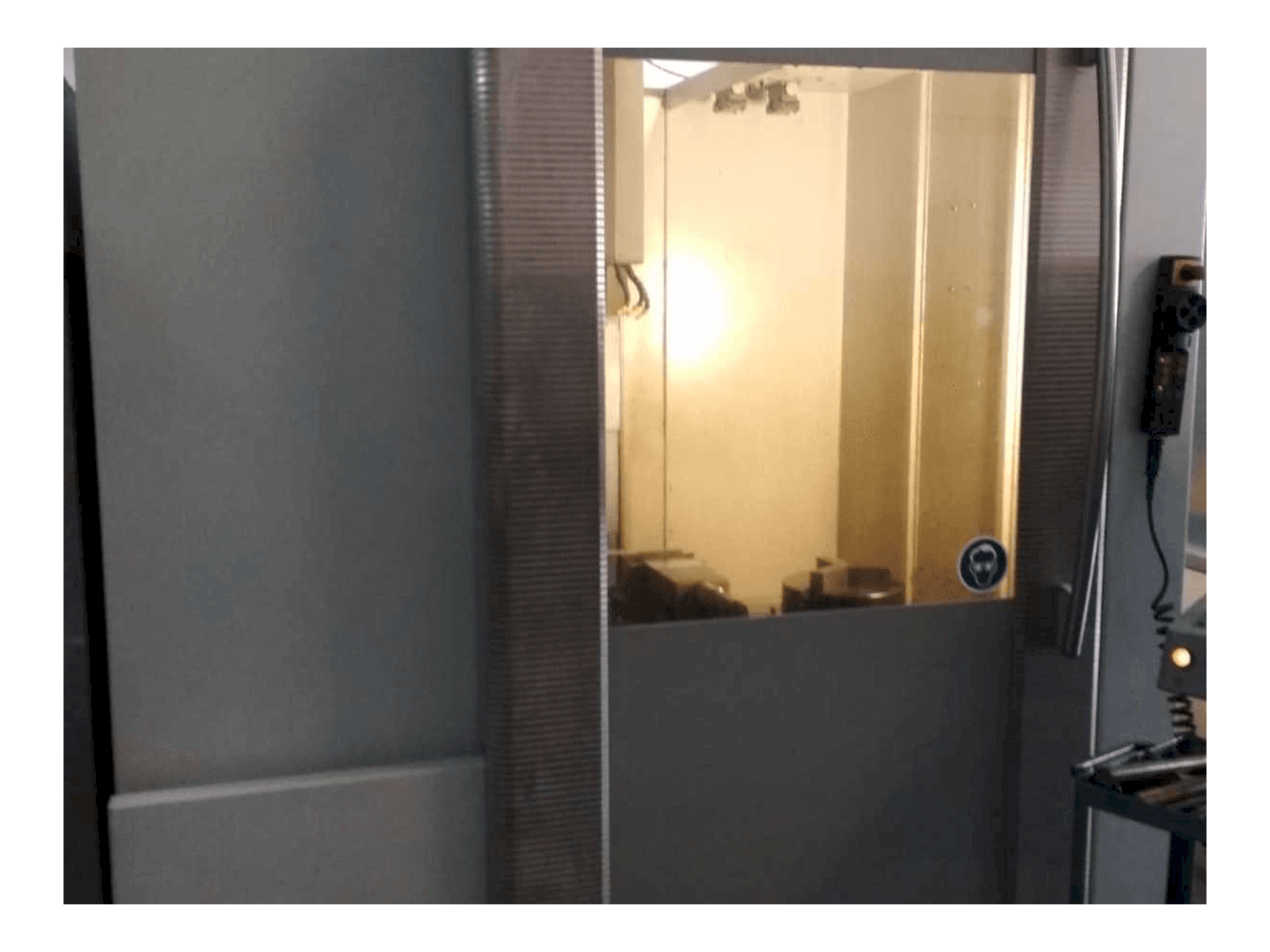 Mašīnas DECKEL MAHO DMC 63V pretskats