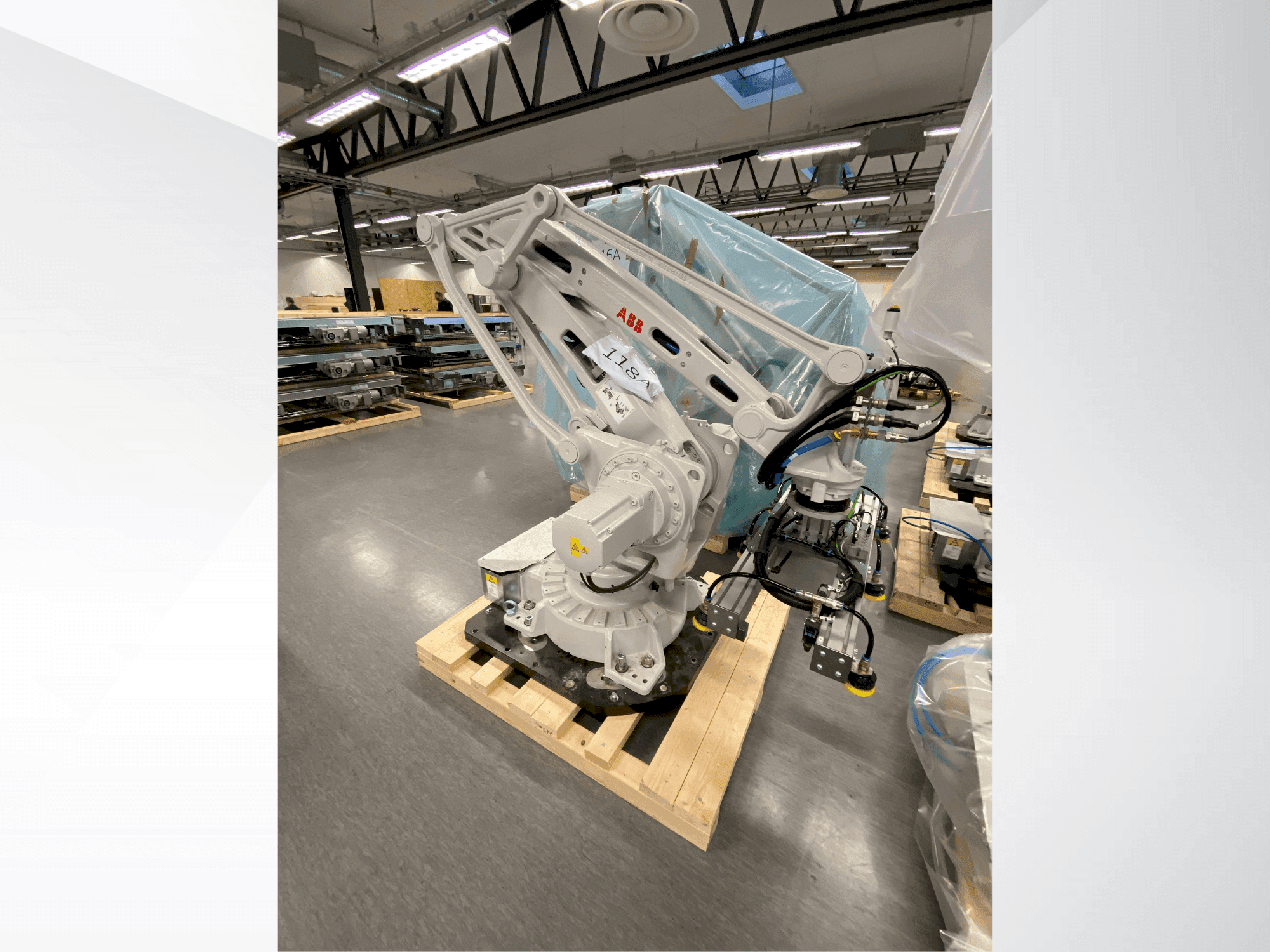 Mašīnas ABB IRB 460-110/2.4 pretskats