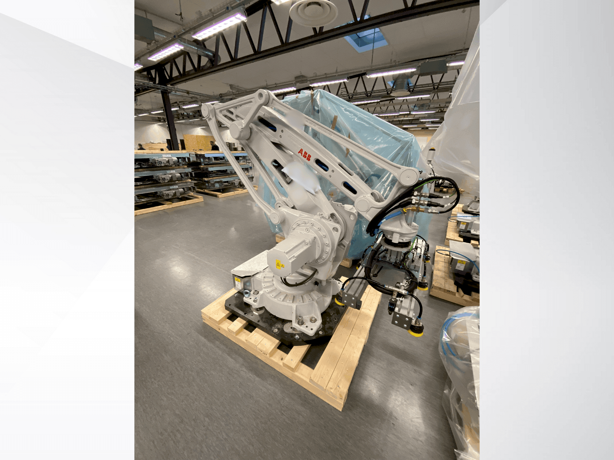 Mašīnas ABB IRB 460-110/2.4 pretskats