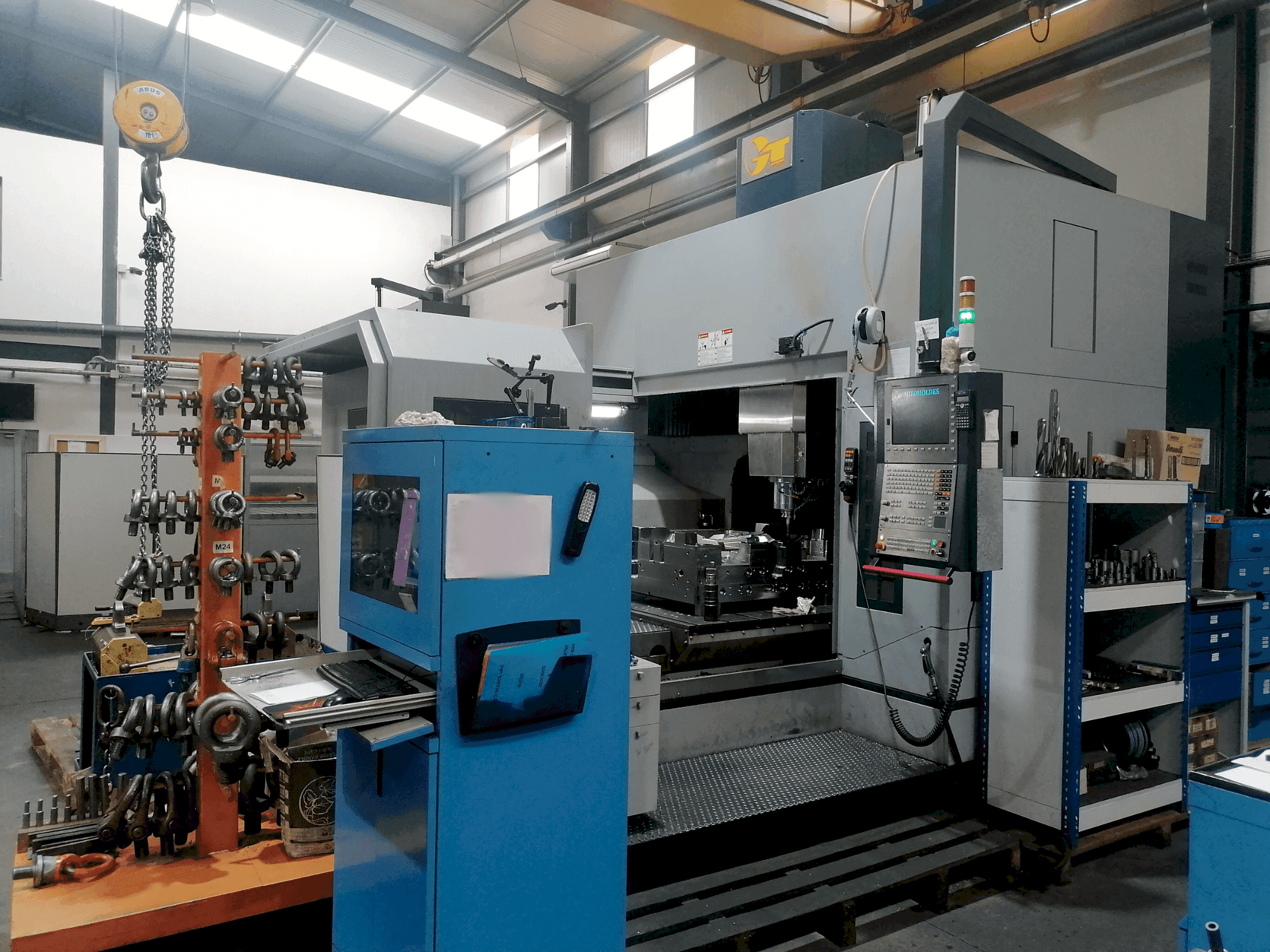 Mašīnas GENTIGER GT1614V pretskats