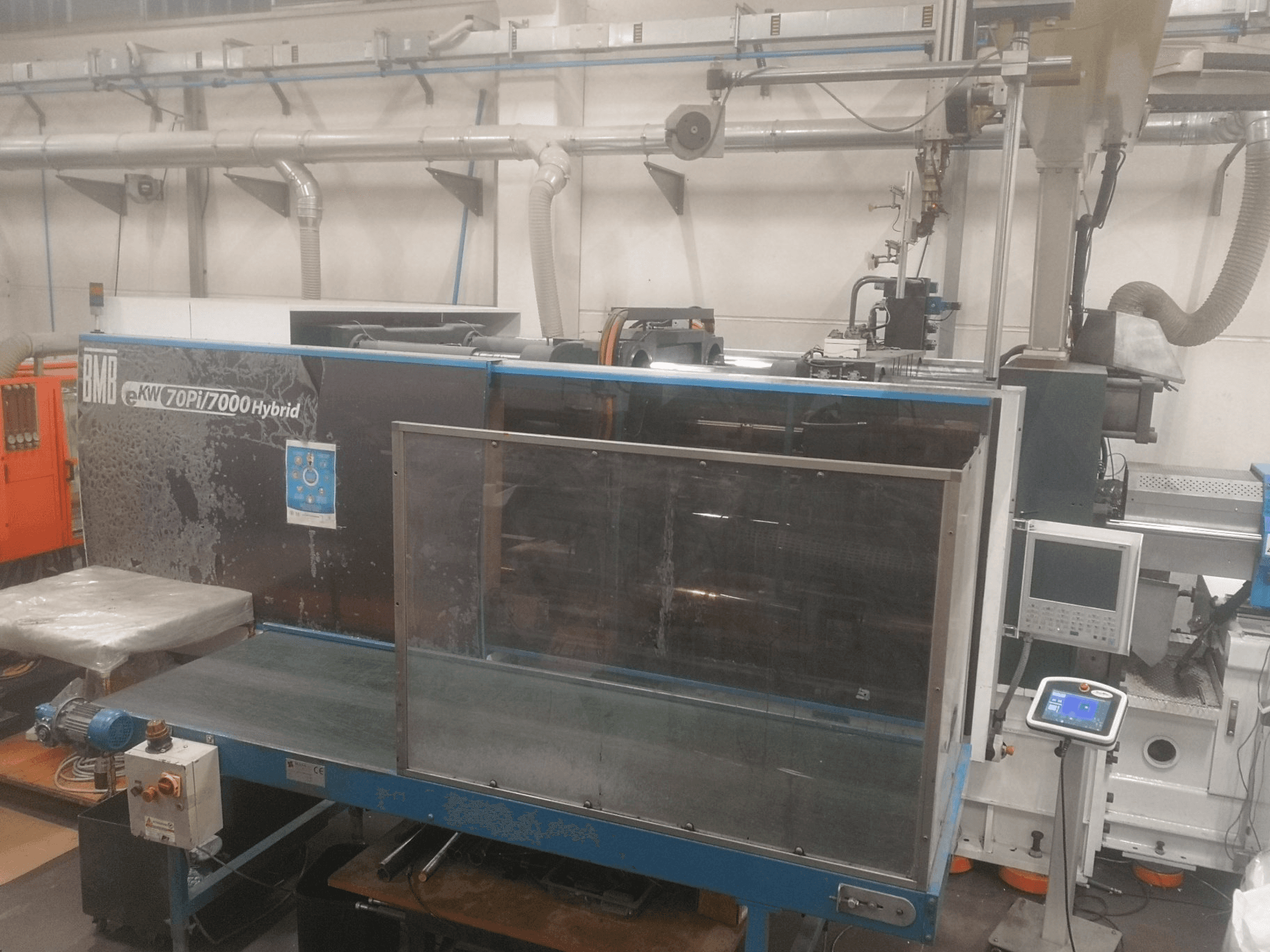 Mašīnas BMB Ekw 70pi Hybrid pretskats