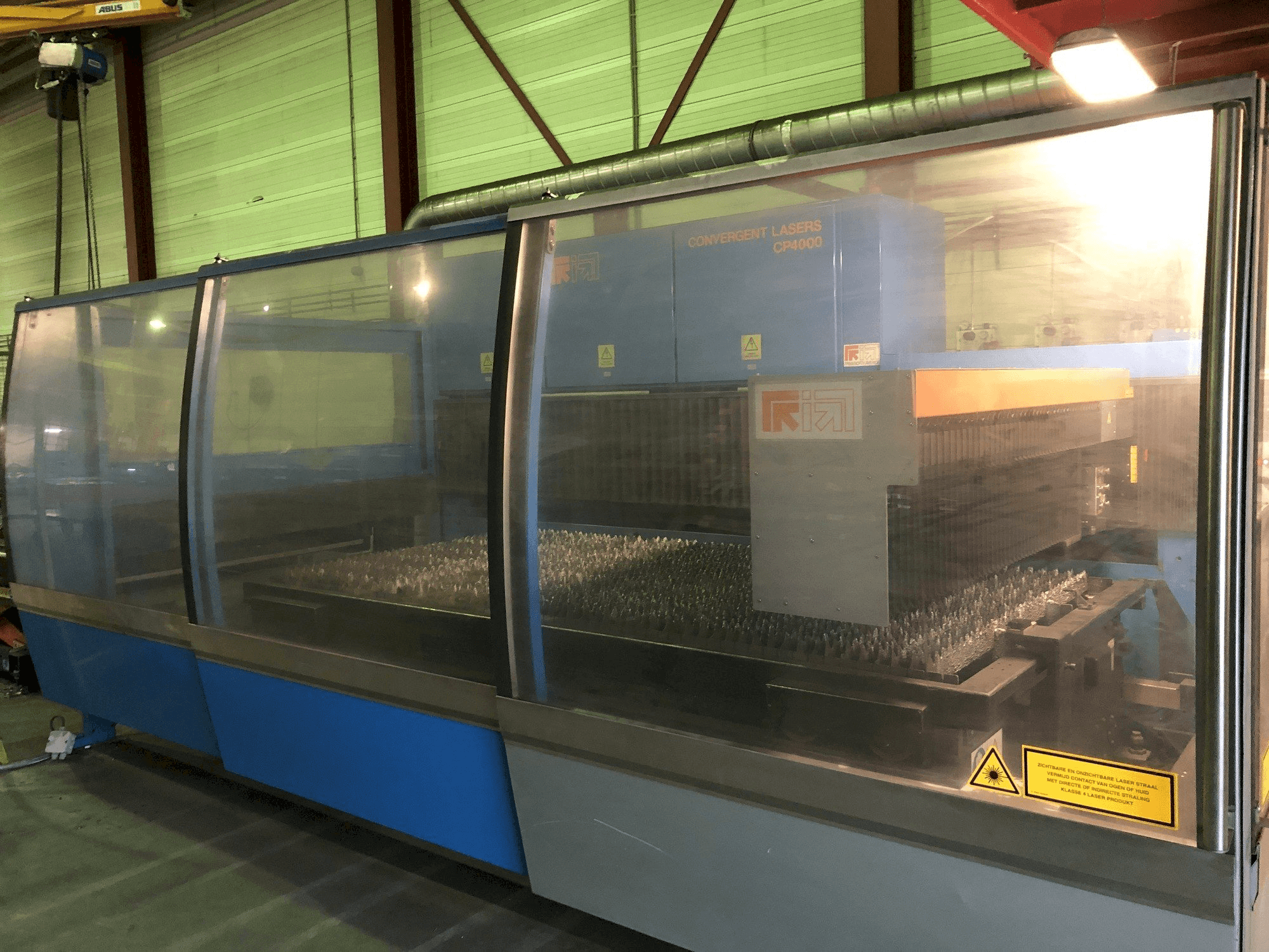 Mašīnas Prima Power Platino CP4000 pretskats