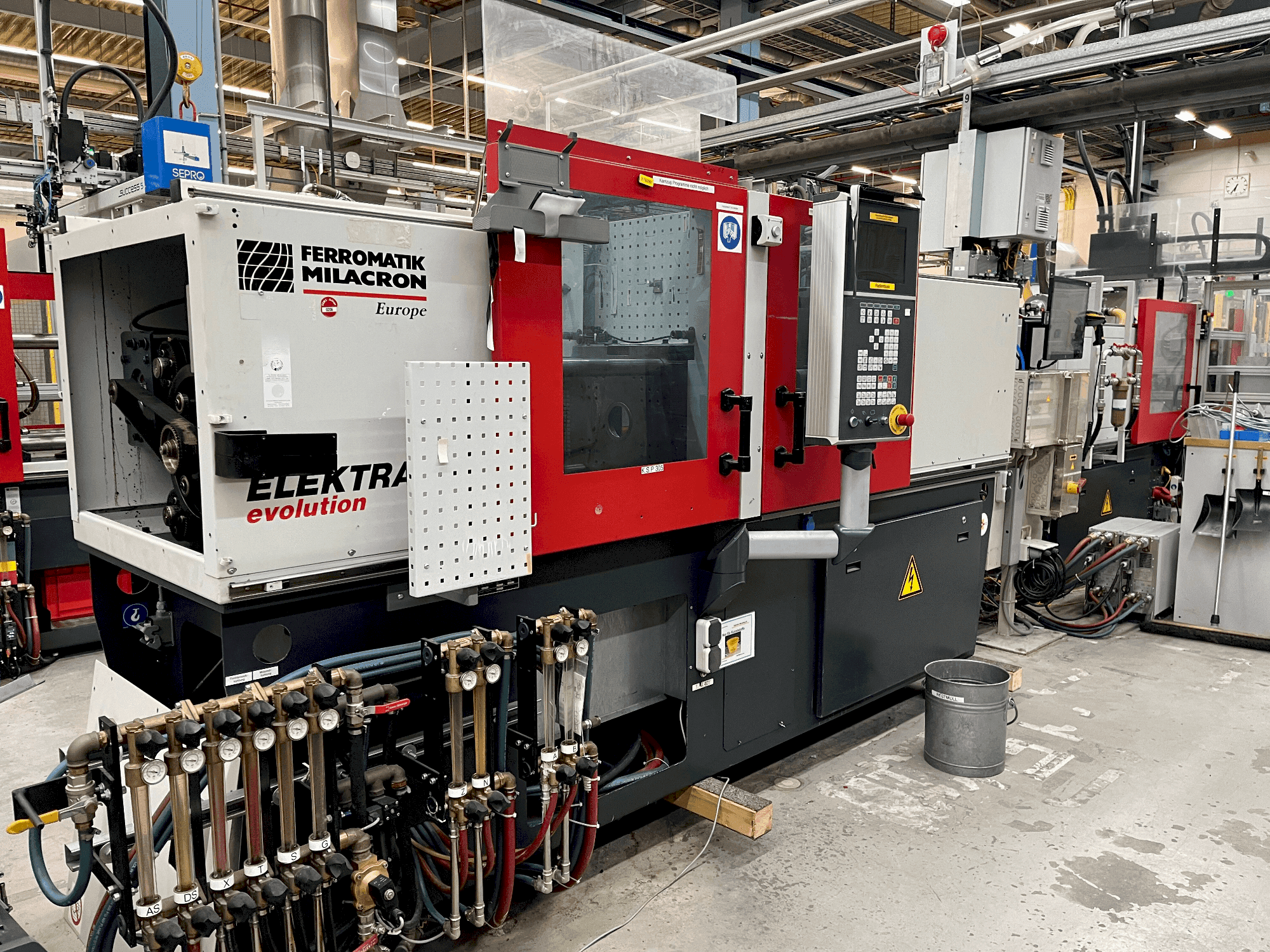 Mašīnas FERROMATIK EE 30 pretskats