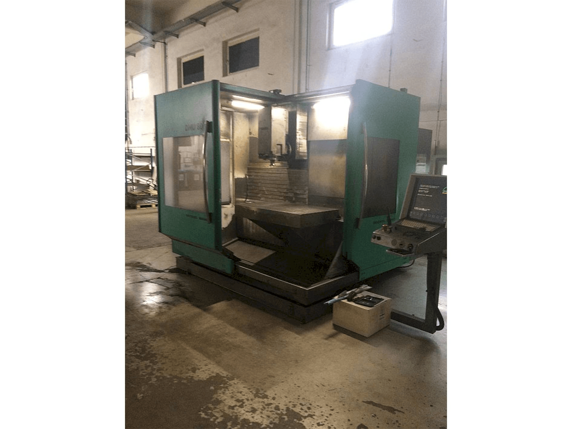 Mašīnas DMG 80E pretskats